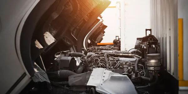Heavy vehicle DPF cleaning and repair